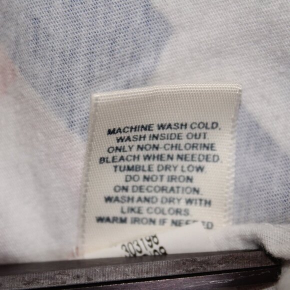 Old Navy Women's Red White And Blue Short Sleeve V-Neck T-Shirt Size S - Picture 9 of 10